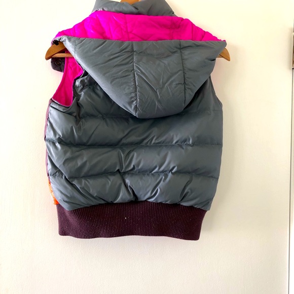 Roxy Vest - Picture 2 of 6